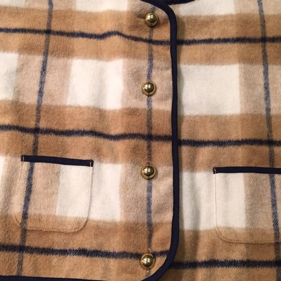 Janie and Jack 2-Piece Outfit:  Cape & Skirt - Picture 4 of 8